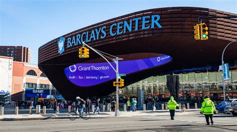 closest hotel to barclays center